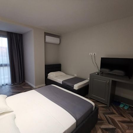 Te Aldo Hotel Kuraten Ngoại thất bức ảnh