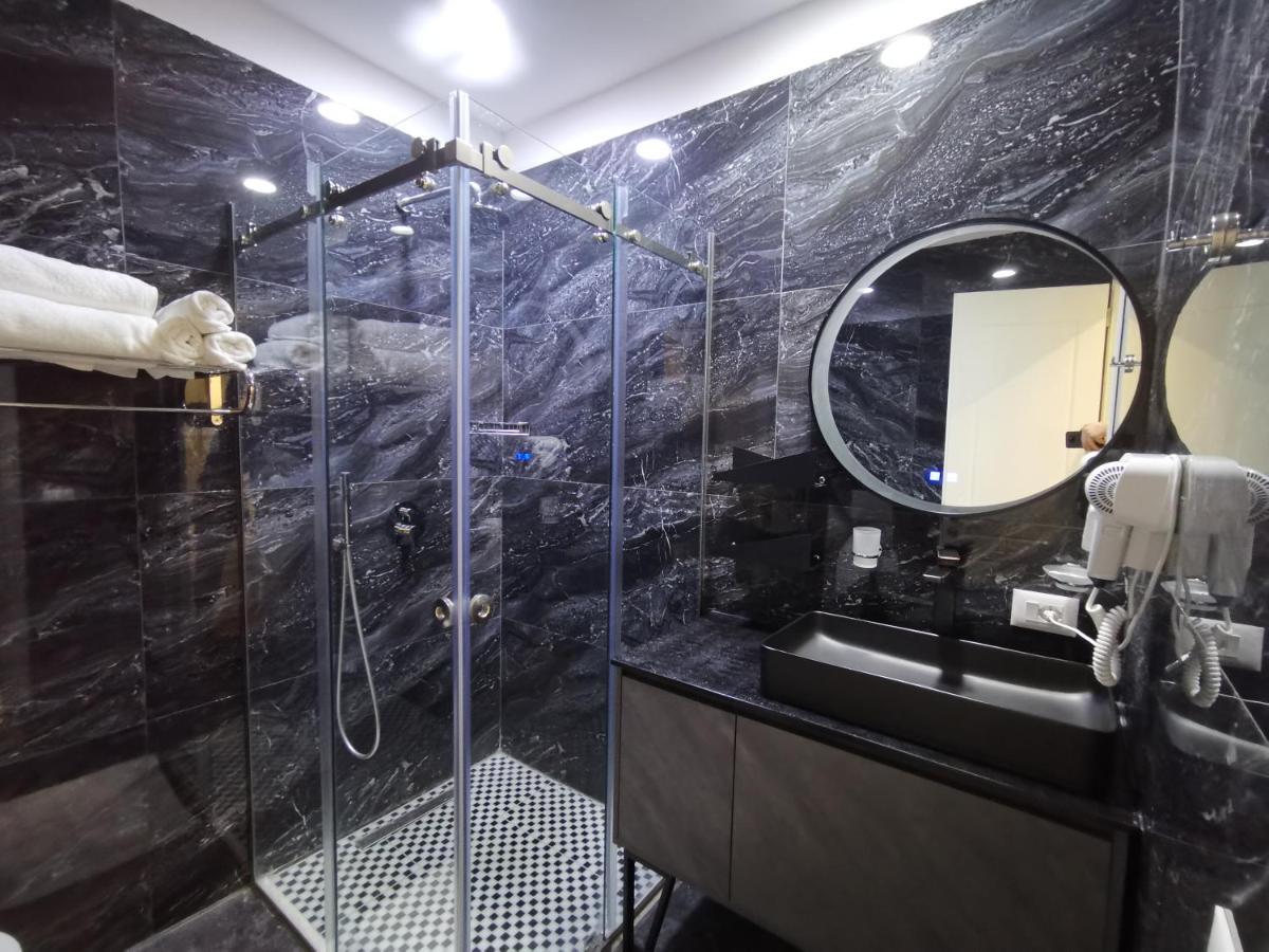 Te Aldo Hotel Kuraten Ngoại thất bức ảnh