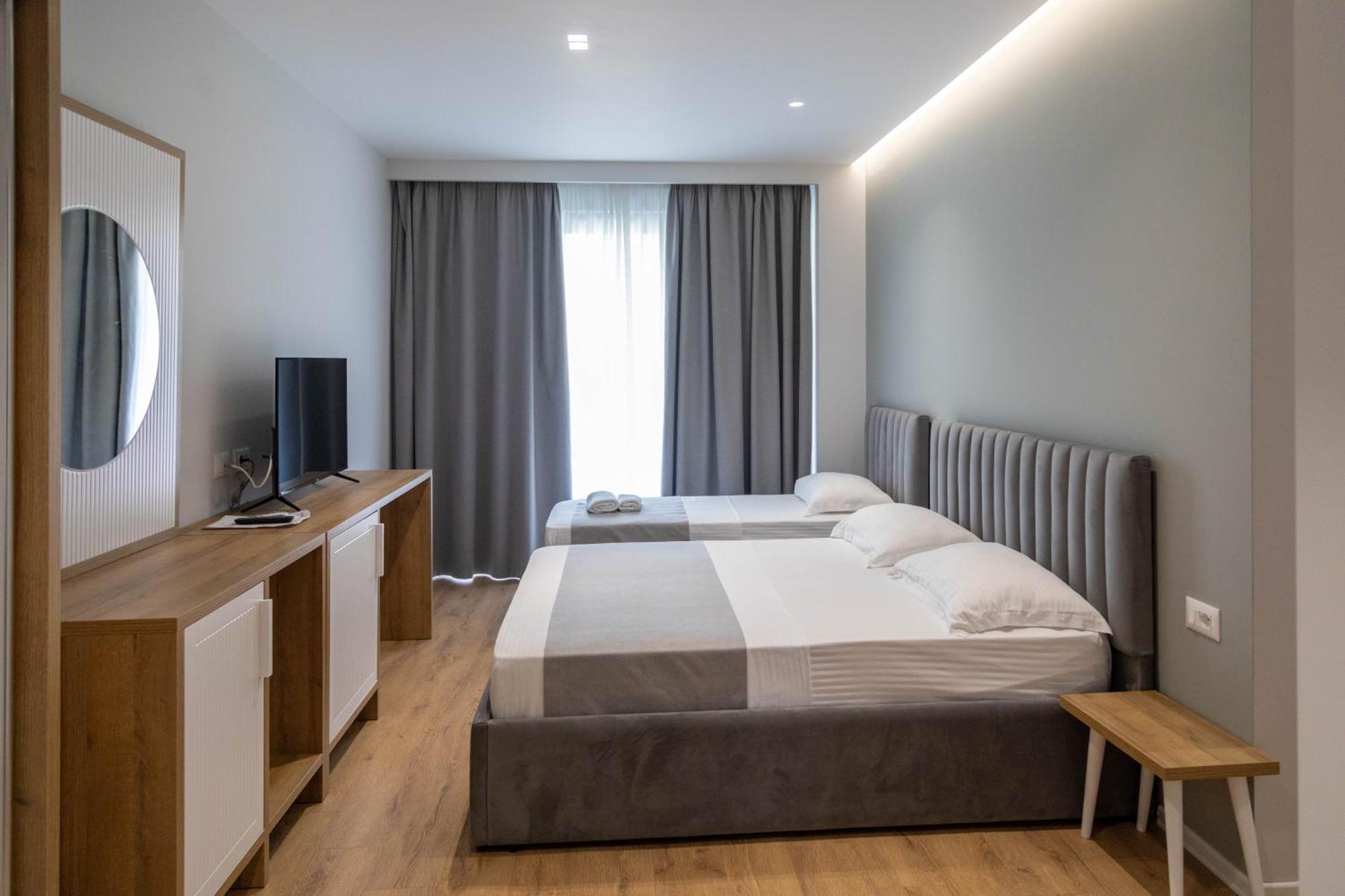 Te Aldo Hotel Kuraten Ngoại thất bức ảnh